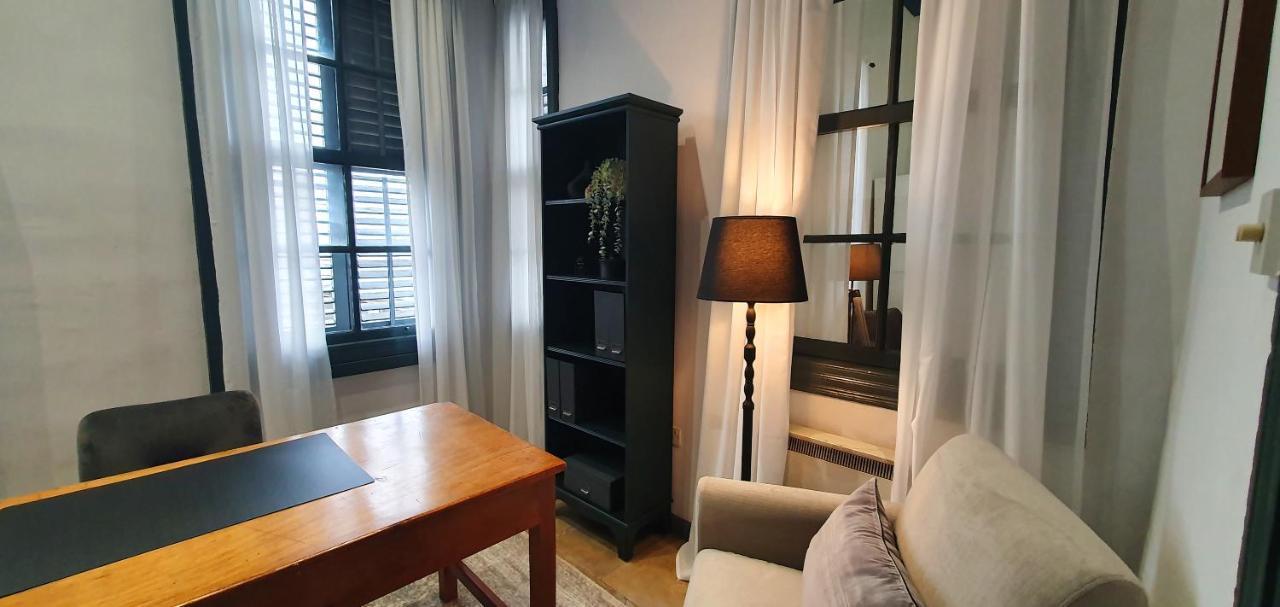 Дом отдыха Phaedrus Living: Cozy Down Town House Aischylou Никосия