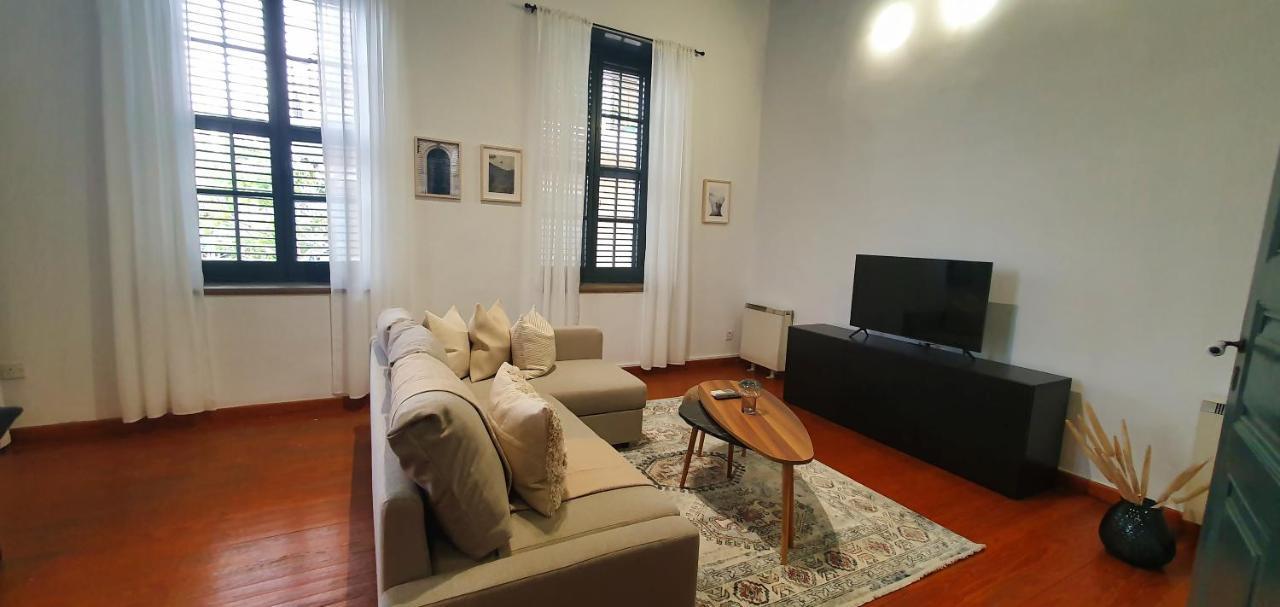 Phaedrus Living: Cozy Down Town House Aischylou * Никосия